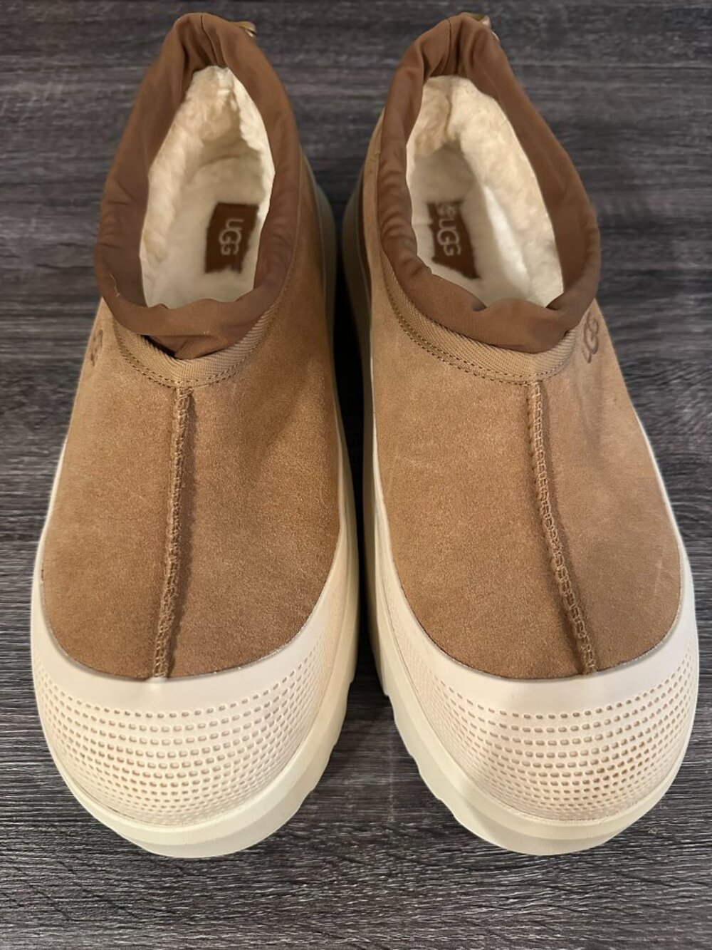 UGG Men's Tasman Weather Hybrid in chestnut / whitecap, size 11